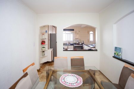 Casa à venda com 179m², 3 quartos e 2 vagasSala de Jantar