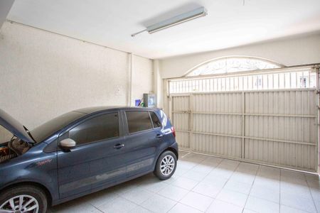 Casa à venda com 179m², 3 quartos e 2 vagasGaragem