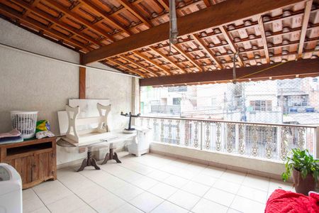 Casa à venda com 179m², 3 quartos e 2 vagasVaranda da Sala/Area de Serviço