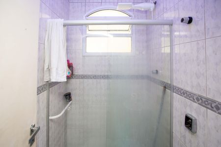 Casa à venda com 179m², 3 quartos e 2 vagasBanheiro Social