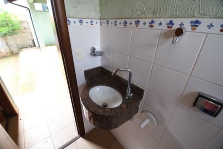 Casa à venda com 400m², 4 quartos e 3 vagasBanheiro de serviço