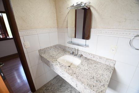 Casa à venda com 400m², 4 quartos e 3 vagasBanheiro Suíte