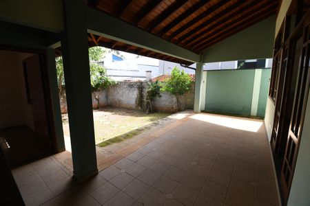Casa à venda com 400m², 4 quartos e 3 vagasVaranda