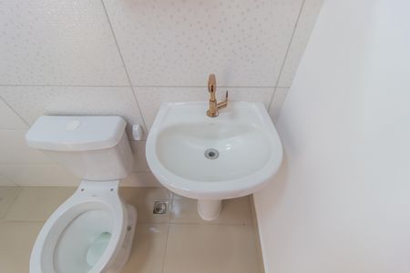 Casa de condomínio para alugar com 55m², 2 quartos e sem vagaDetalhe Banheiro - Suíte