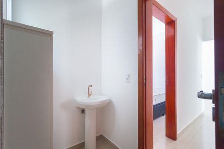 Casa de condomínio para alugar com 55m², 2 quartos e sem vagaBanheiro