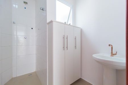 Casa de condomínio para alugar com 55m², 2 quartos e sem vagaBanheiro