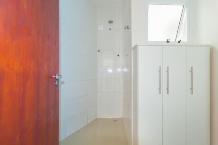 Casa de condomínio para alugar com 55m², 2 quartos e sem vagaBanheiro