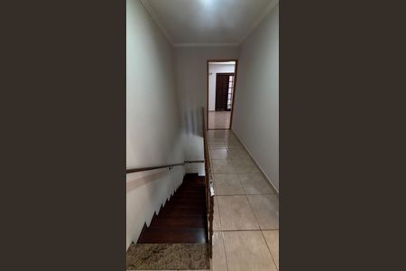 Casa para alugar com 265m², 3 quartos e 2 vagasCorredor