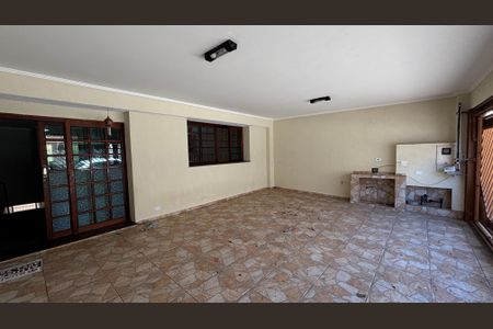 Casa para alugar com 265m², 3 quartos e 2 vagasGaragem