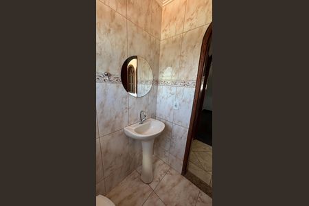 Casa para alugar com 265m², 3 quartos e 2 vagasLavabo