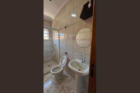 Casa para alugar com 265m², 3 quartos e 2 vagasPorão - Banheiro