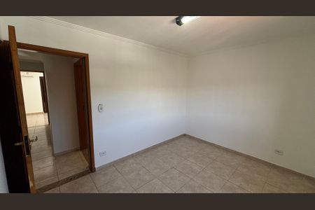 Casa para alugar com 265m², 3 quartos e 2 vagasQuarto