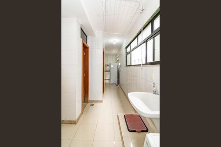 Apartamento para alugar com 150m², 4 quartos e 2 vagas Apartamento para alugar com 150m², 4 quartos e 2 vagasÁrea de Serviço