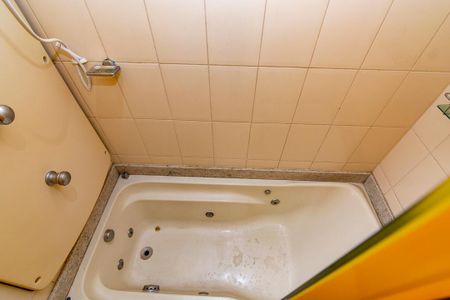 Apartamento para alugar com 150m², 4 quartos e 2 vagas Apartamento para alugar com 150m², 4 quartos e 2 vagasBanheiro da Suíte