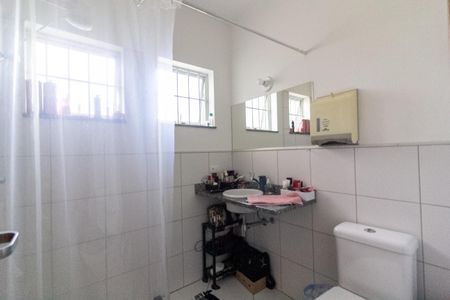 Casa à venda com 70m², 3 quartos e 1 vagaBanheiro Social