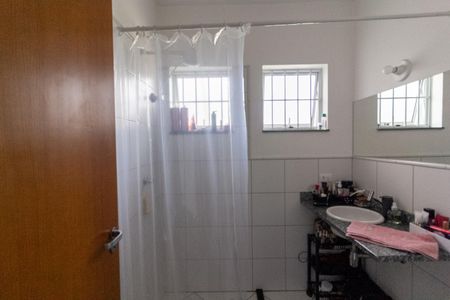 Casa à venda com 70m², 3 quartos e 1 vagaBanheiro Social