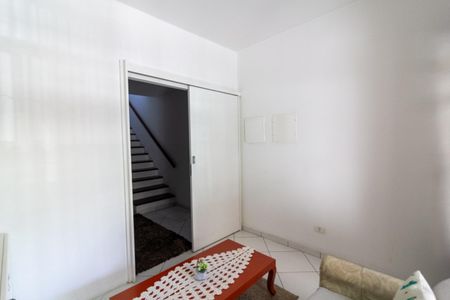 Casa à venda com 70m², 3 quartos e 1 vagaSala de Estar