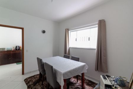 Casa à venda com 70m², 3 quartos e 1 vagaSala de Jantar