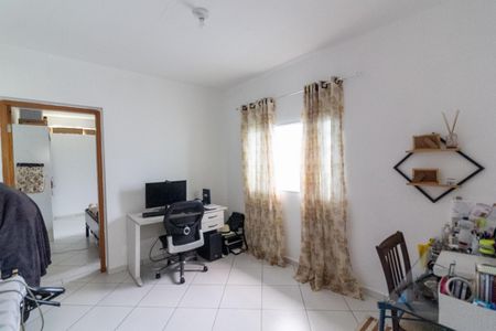 Casa à venda com 70m², 3 quartos e 1 vagaQuarto 2