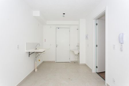 Sala de apartamento para alugar com 1 quarto, 28m² em Guaiauna, São Paulo