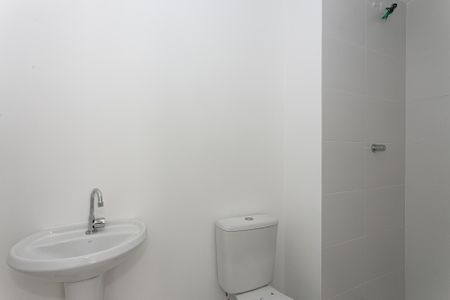 Apartamento para alugar com 28m², 1 quarto e sem vaga Apartamento para alugar com 28m², 1 quarto e sem vagaBanheiro da Suíte