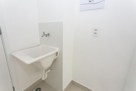 Apartamento para alugar com 28m², 1 quarto e sem vaga Apartamento para alugar com 28m², 1 quarto e sem vagaÁrea de Serviço