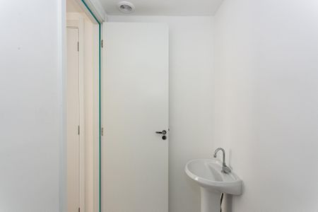Apartamento para alugar com 28m², 1 quarto e sem vaga Apartamento para alugar com 28m², 1 quarto e sem vagaBanheiro da Suíte
