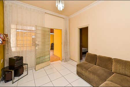 Sala de casa à venda com 3 quartos, 109m² em Padre Eustáquio, Belo Horizonte