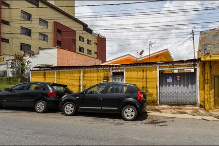 Casa à venda com 109m², 3 quartos e 10 vagasFachada