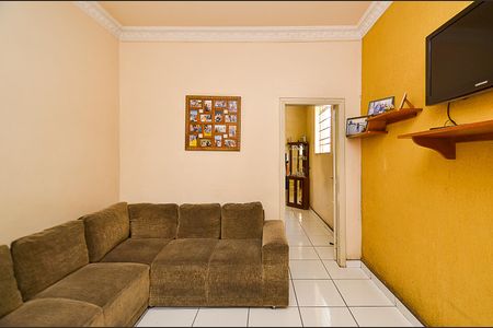 Casa à venda com 109m², 3 quartos e 10 vagasSala