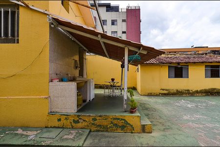 Casa à venda com 109m², 3 quartos e 10 vagasÁrea de Serviço