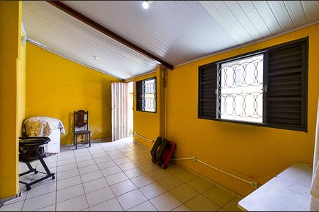 Casa à venda com 109m², 3 quartos e 10 vagasQuarto Externo