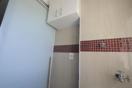 Apartamento para alugar com 67m², 3 quartos e 1 vagaÁrea de Serviço