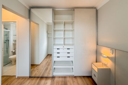 Apartamento para alugar com 80m², 3 quartos e 2 vagas Apartamento para alugar com 80m², 3 quartos e 2 vagasSuíte - Armários