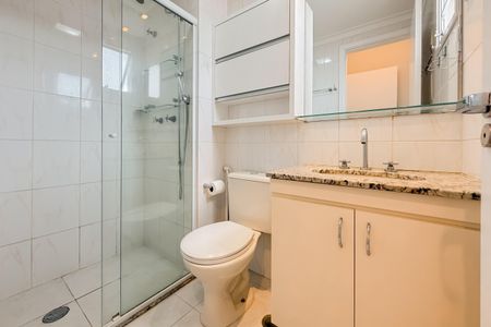 Apartamento para alugar com 80m², 3 quartos e 2 vagas Apartamento para alugar com 80m², 3 quartos e 2 vagasBanheiro da Suíte