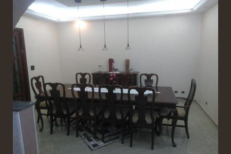 Foto 15 de casa à venda com 2 quartos, 360m² em Vila Carrão, São Paulo