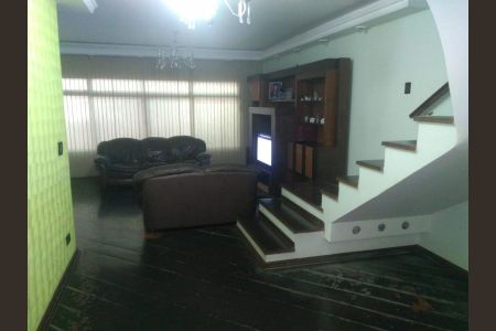 Foto 16 de casa à venda com 2 quartos, 360m² em Vila Carrão, São Paulo