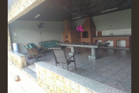 Foto 04 de casa à venda com 2 quartos, 360m² em Vila Carrão, São Paulo