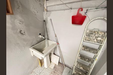 Casa à venda com 30m², 1 quarto e sem vagaÁrea de Serviço