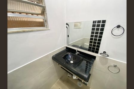 Casa à venda com 30m², 1 quarto e sem vagaBanheiro