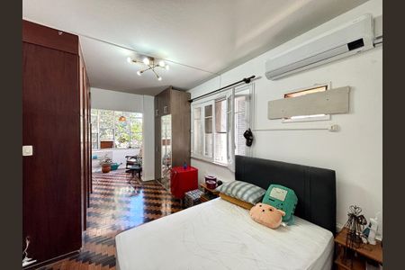 Apartamento à venda com 133m², 2 quartos e sem vagaSuite