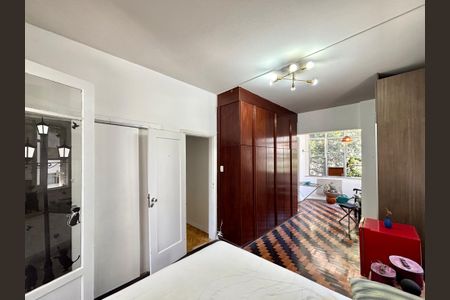 Apartamento à venda com 133m², 2 quartos e sem vagaSuite