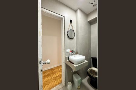 Apartamento à venda com 133m², 2 quartos e sem vagaBanheiro social