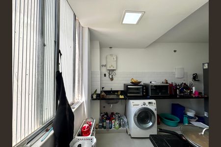 Apartamento à venda com 133m², 2 quartos e sem vagaCozinha/área de serviço