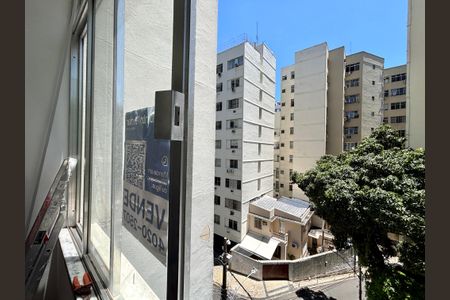 Apartamento à venda com 133m², 2 quartos e sem vagaPlaca