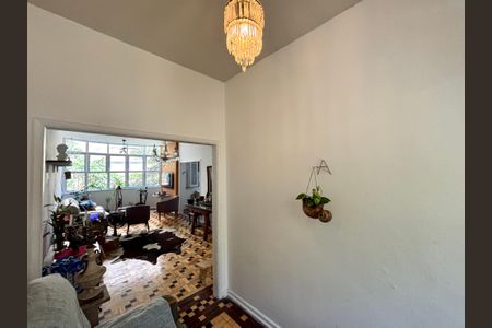 Apartamento à venda com 133m², 2 quartos e sem vagaHall de entrada