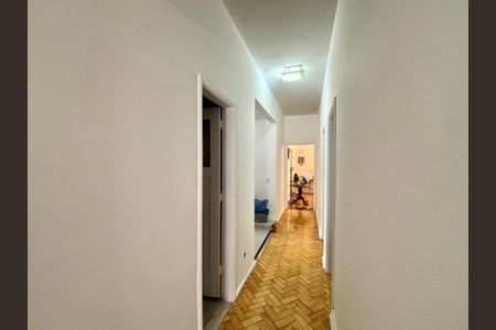 Apartamento à venda com 133m², 2 quartos e sem vagaCorredor