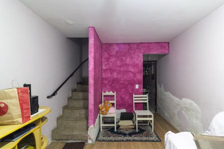 Casa à venda com 94m², 2 quartos e 1 vagaSala