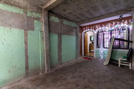Casa à venda com 94m², 2 quartos e 1 vagaGaragem