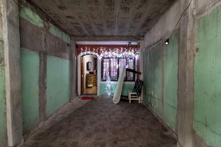 Casa à venda com 94m², 2 quartos e 1 vagaGaragem